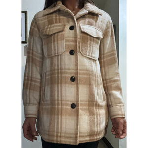 Sebby Shacket Shirt Jacket White Beige Plaid Button Up Long Sleeve Coat